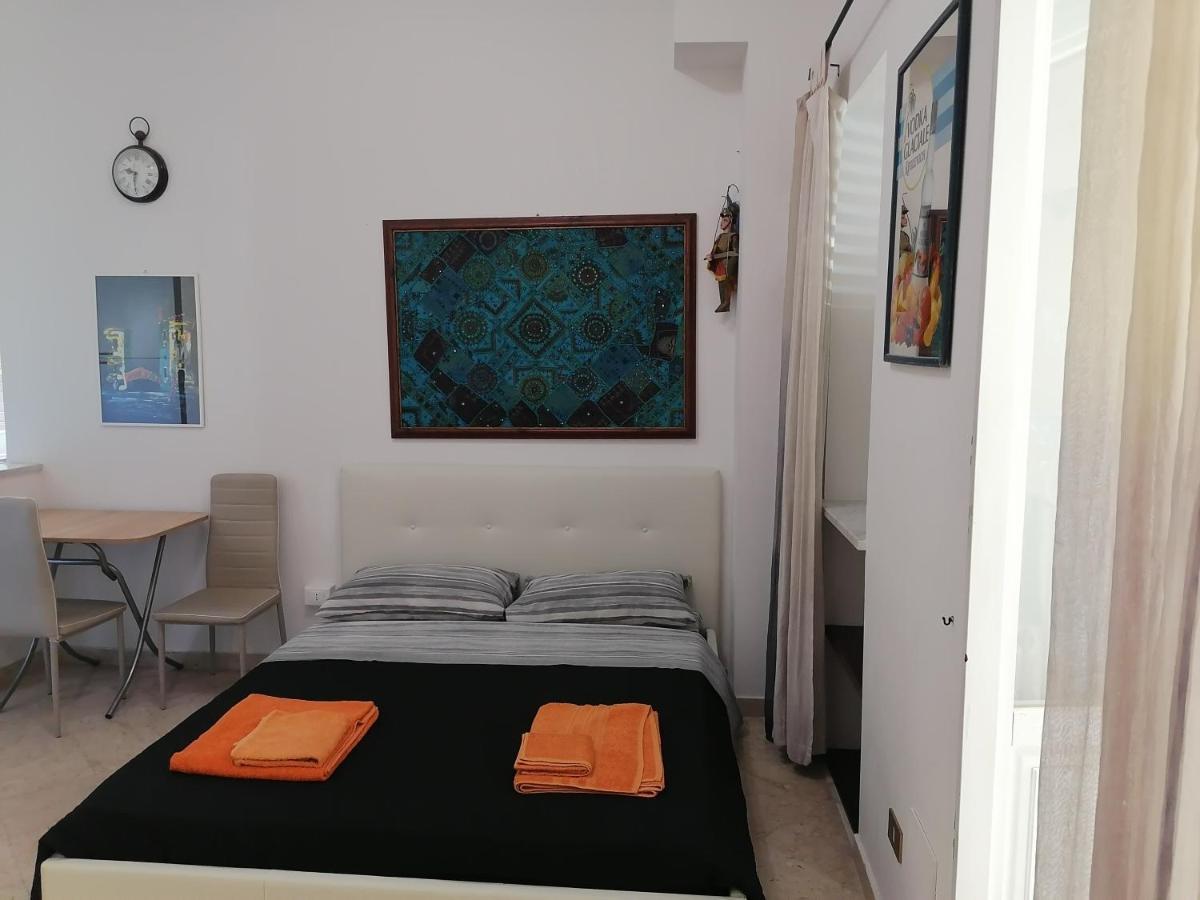 A Due Passi Appartament Hotell Palermo Eksteriør bilde