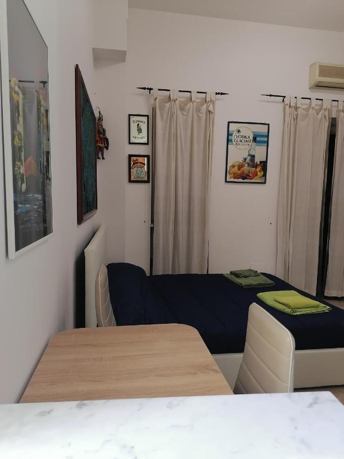 A Due Passi Appartament Hotell Palermo Eksteriør bilde