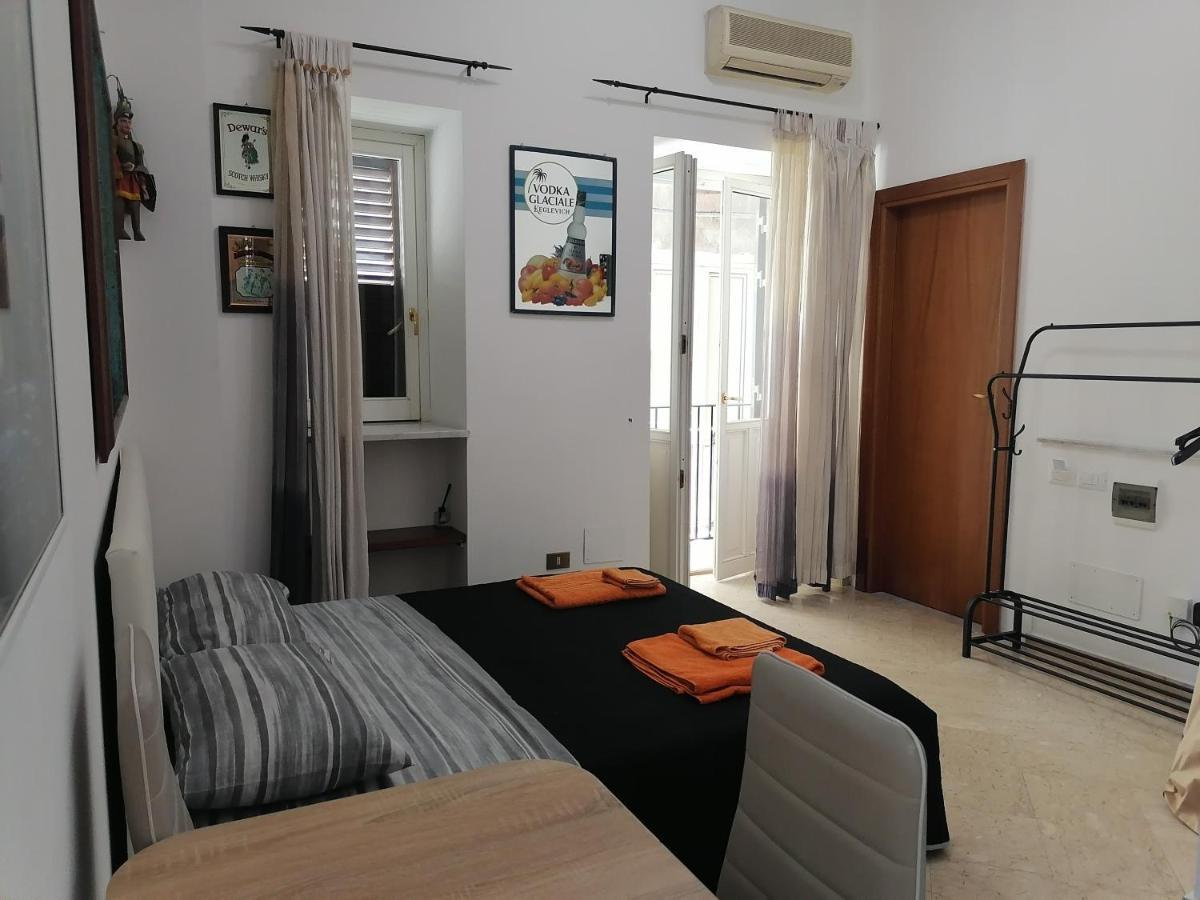 A Due Passi Appartament Hotell Palermo Eksteriør bilde