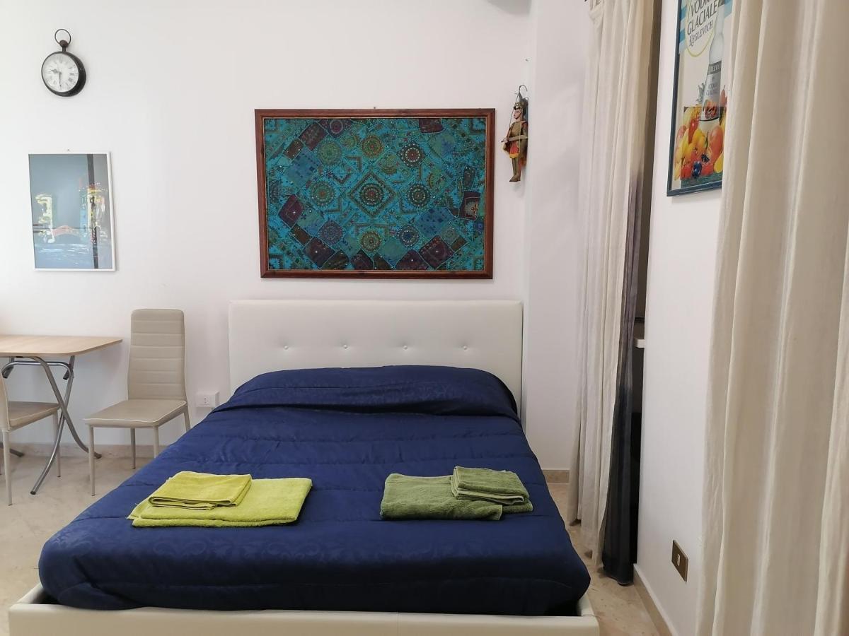 A Due Passi Appartament Hotell Palermo Eksteriør bilde